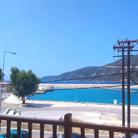 Kostas Iii Apartamento *